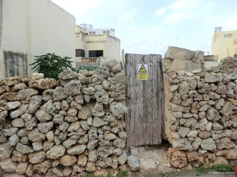 0030_CCTV_secured_residence