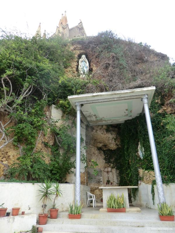 0371_Lourdes