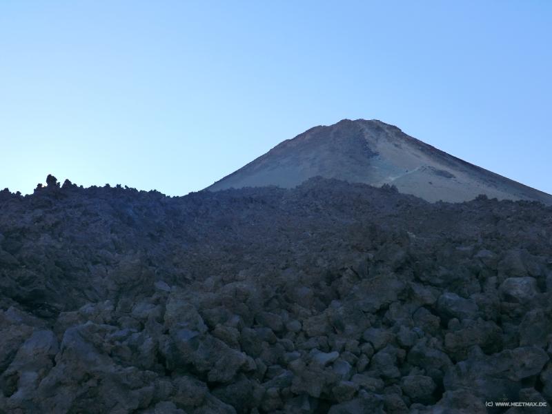 0137_Summit