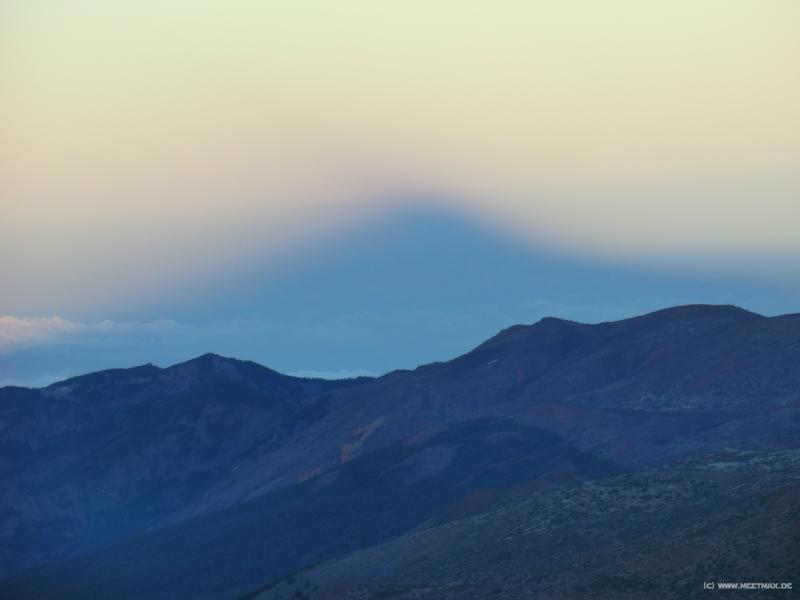 0145_Summit_shadow