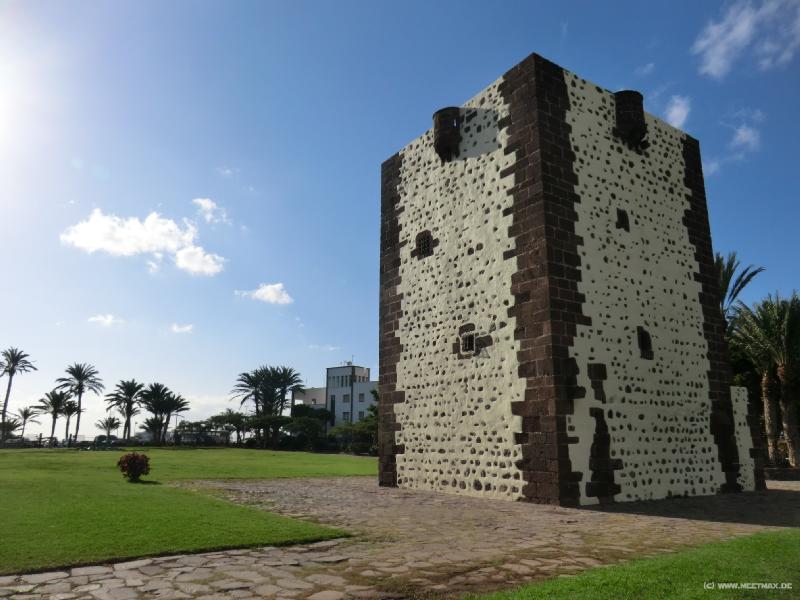 0572_Torre_del_Conde