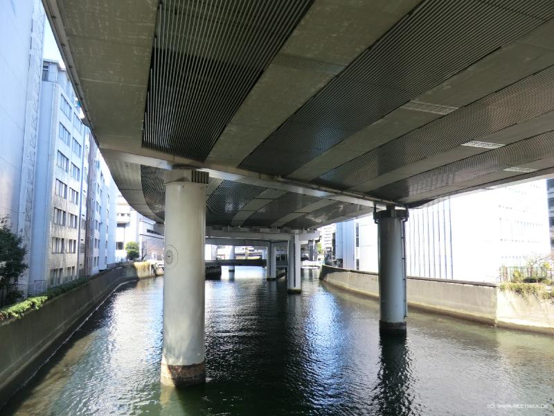 0139_River_highway