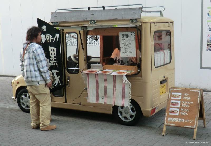 0211_Mobile_restaurant