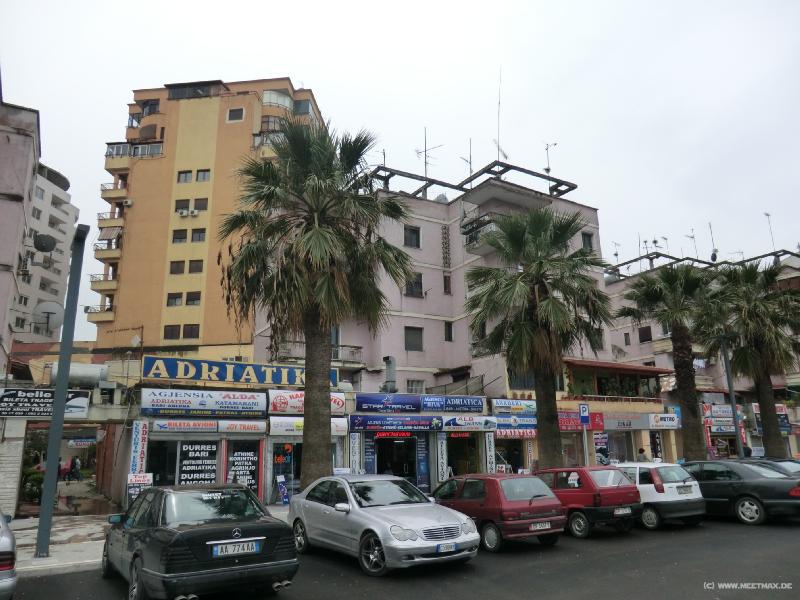 1200