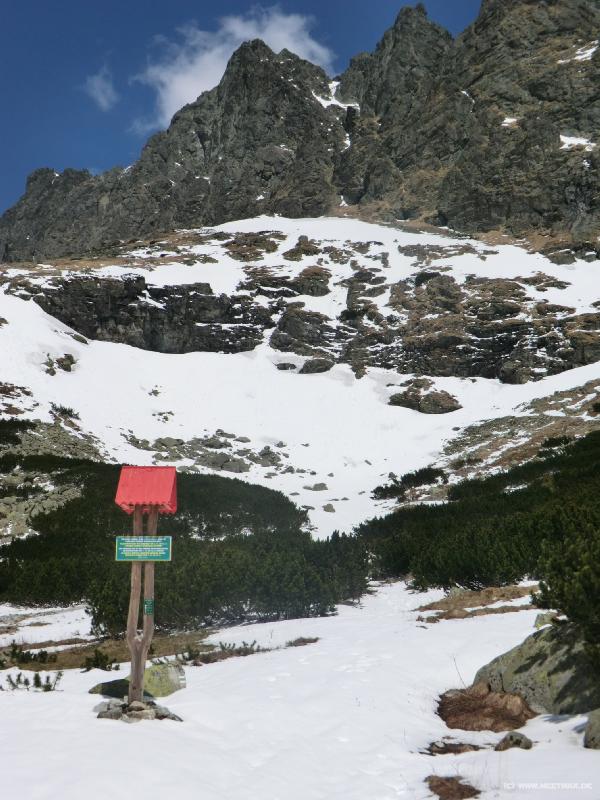0398_Trail_closed