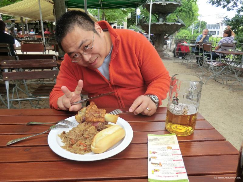 0089_Schweinshaxe
