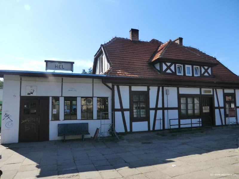 8411_Bahnhof_Hel
