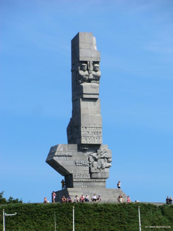 8484