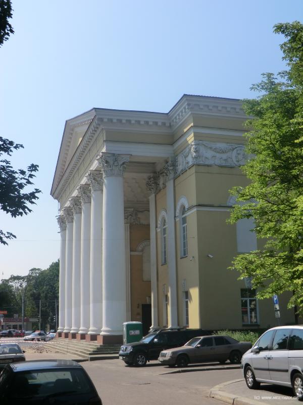 8869_Theater
