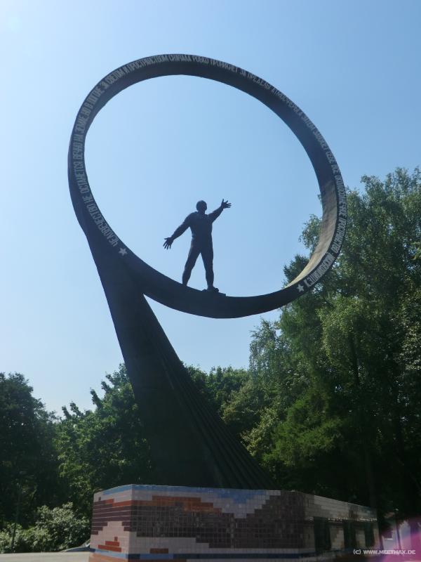 8874_Kosmonauten-Denkmal