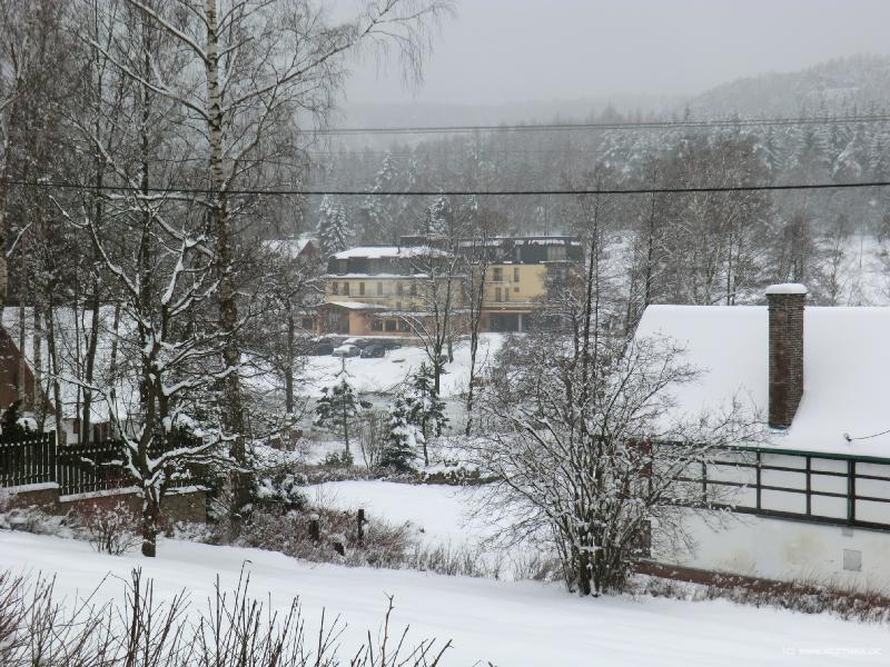 0087_Hotel_Ostrov