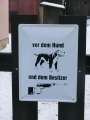 0054_Vorsicht_vor_Hund+Besitzer