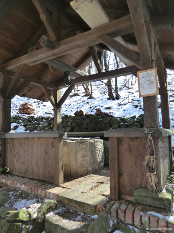 0029_Brunnen