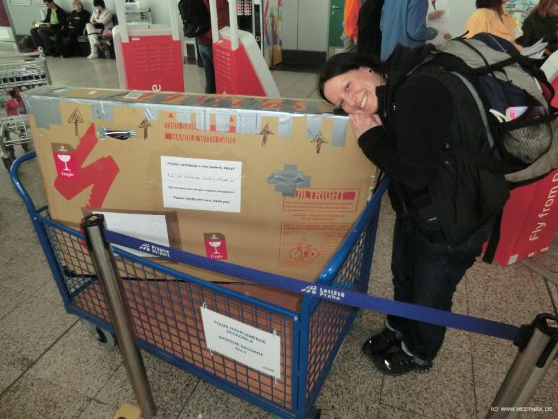0196_Byebye_Jakey