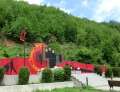 0076_UCK_monument