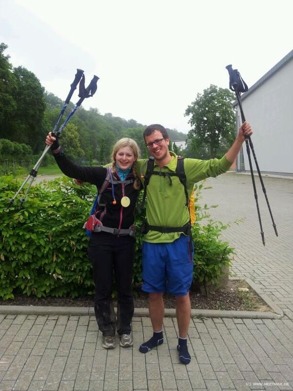 0149a_Anja+Rene_im_Ziel