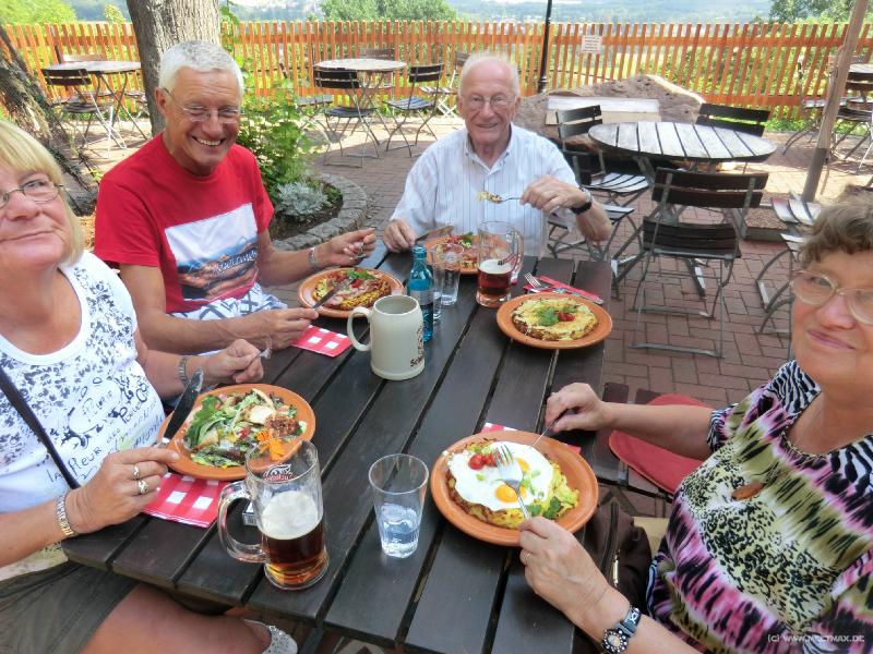 0008_Mittagessen