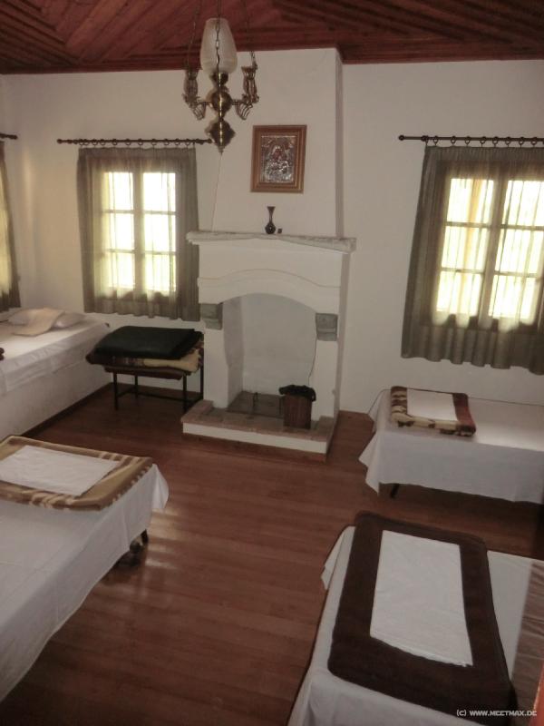 0271_Sleeping_Room