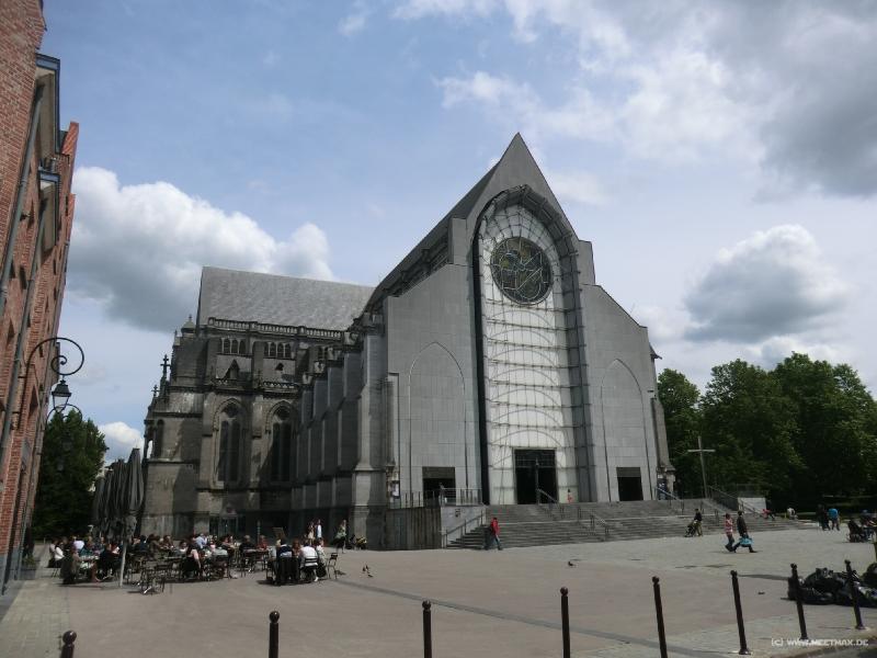 0154_Cathedrale_N-D_de_la_Treille