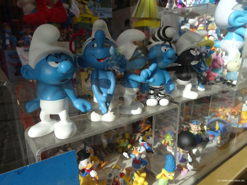 0091_Smurfs