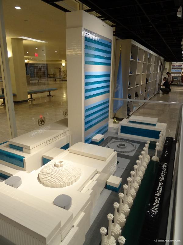 0121_Lego_UN-HQ