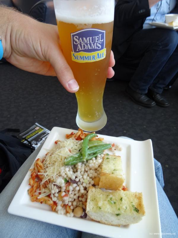 0316_Lounge_food