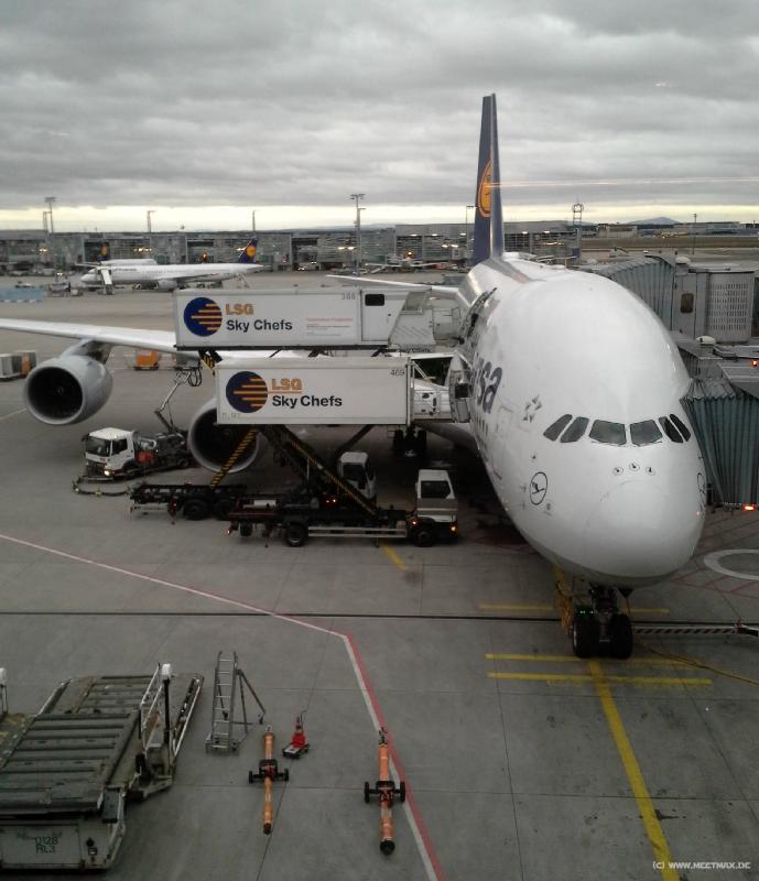 0590_Plane