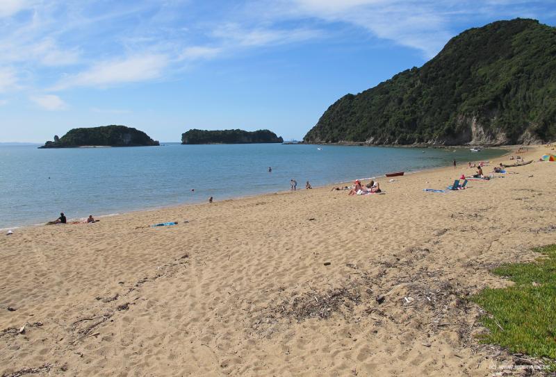 1118_Tata_beach