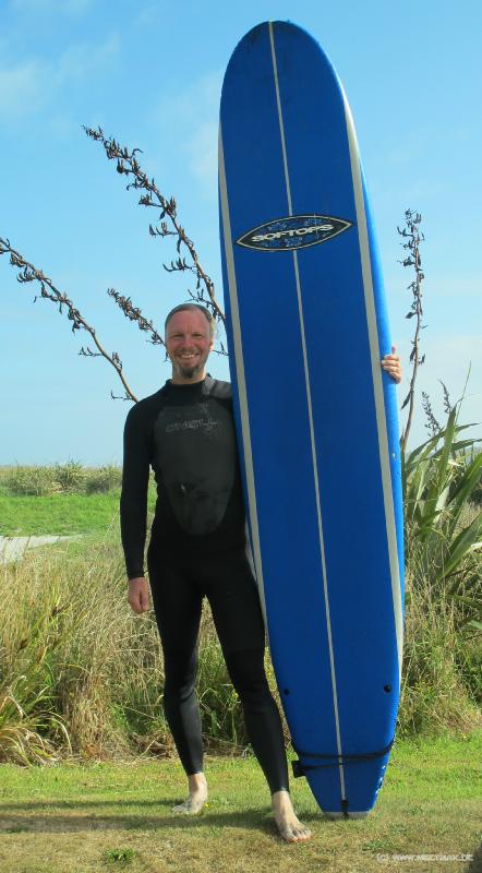 1364_Surfer