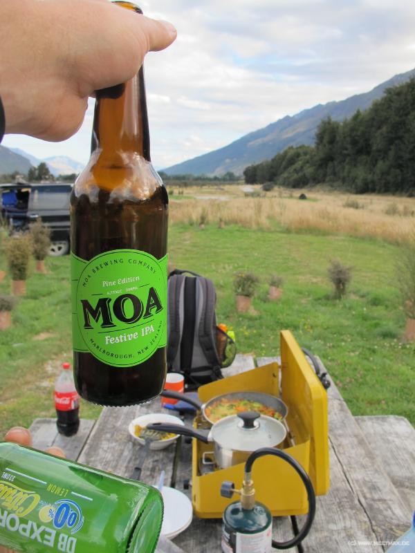 1649_Moa