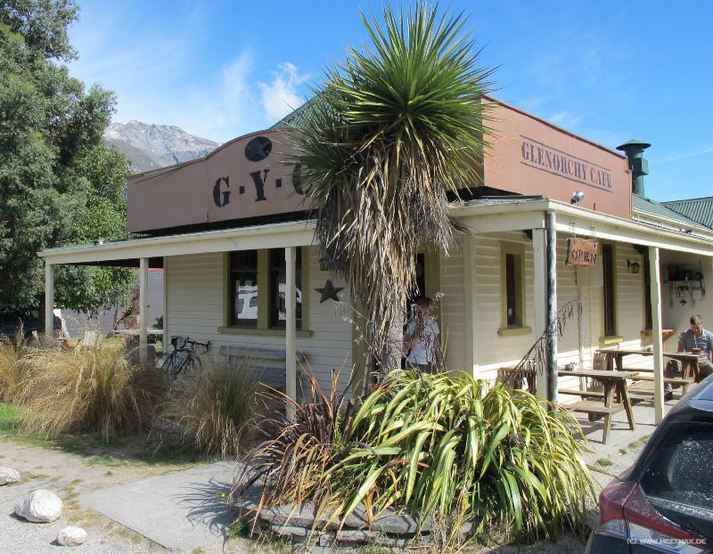 1677_Glenorchy_Cafe
