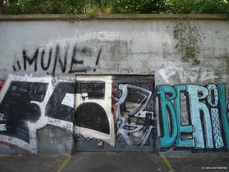 0121_Bunker